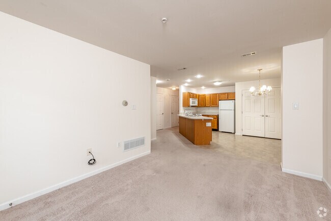 2BR, 1.5BA - 974SF