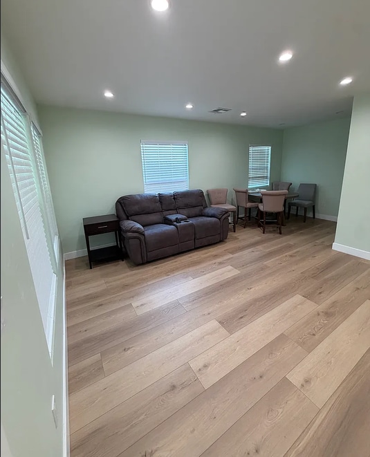 284 Weber Ln