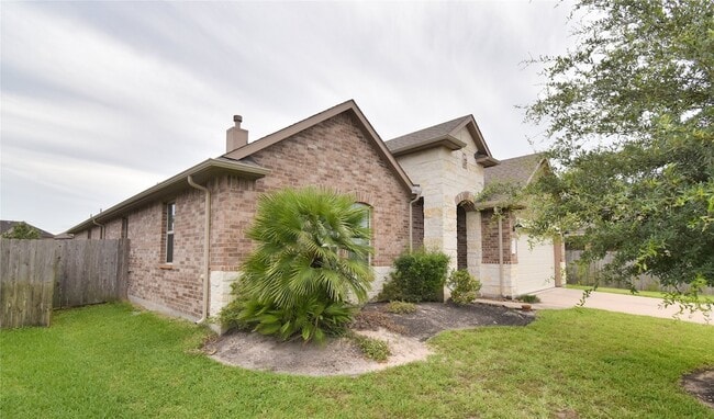 Photo - 5607 S Denham Ridge Ln