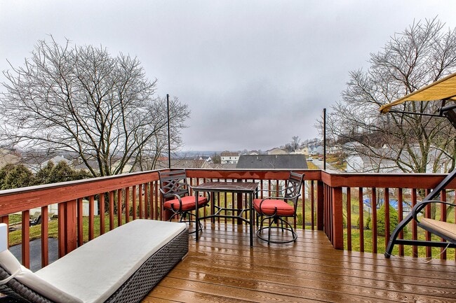 Photo - 304 Chanticleer Cir