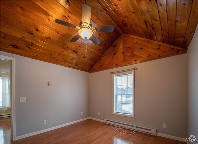 Building Photo - 102 N Helmer Ave Rental