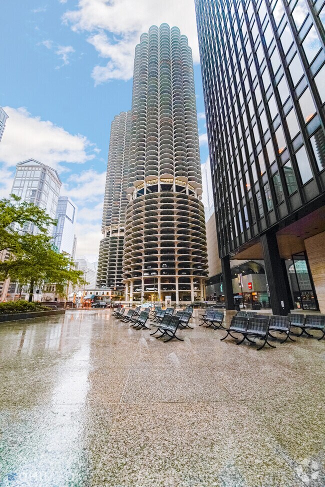 Building Photo - 300 N State St Unit 3911 Rental