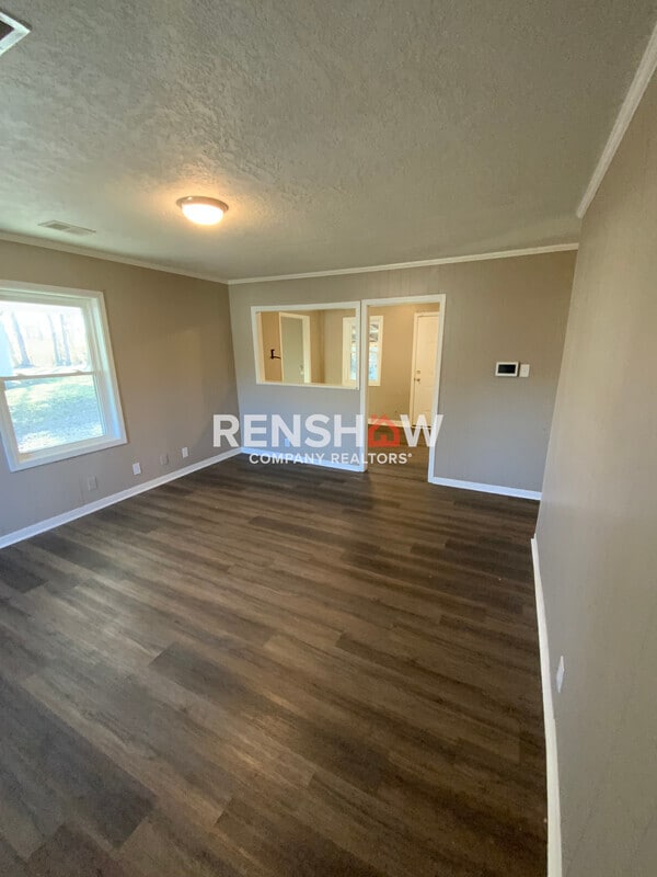 Photo - 1833 Ayers St