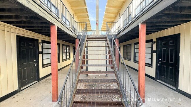 Photo - 5005 Avenue W Unit 6