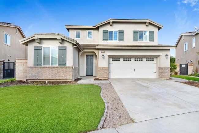 Building Photo - Modern 4-Bedroom Mira Loma Home with Designer Finishes & Open Floor Plan for Lease!