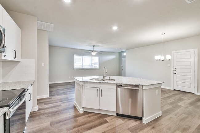 Photo - 9800 Grosbeak Ln
