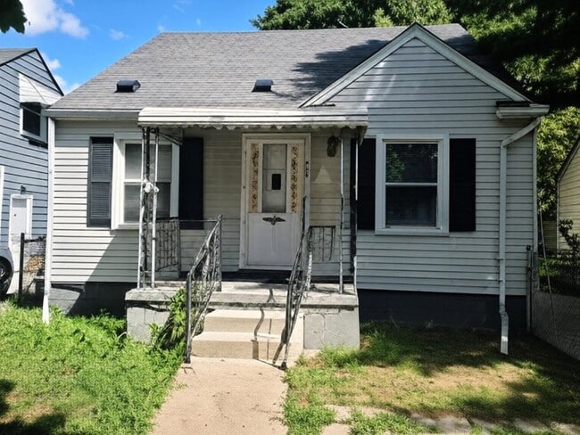 Photo - 3071 Fort Park Blvd House
