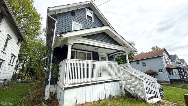 Photo - 987 Boone St