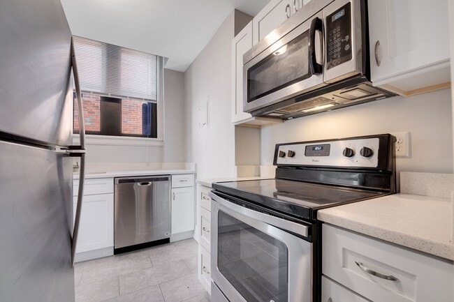 Fort Wood Apartments