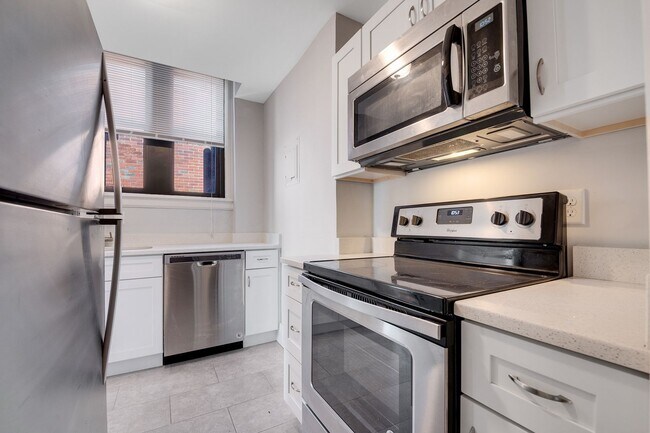 Photo - Fort Wood Apartments