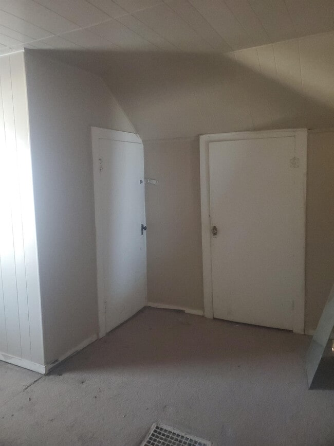 Photo - 12311 Laing St