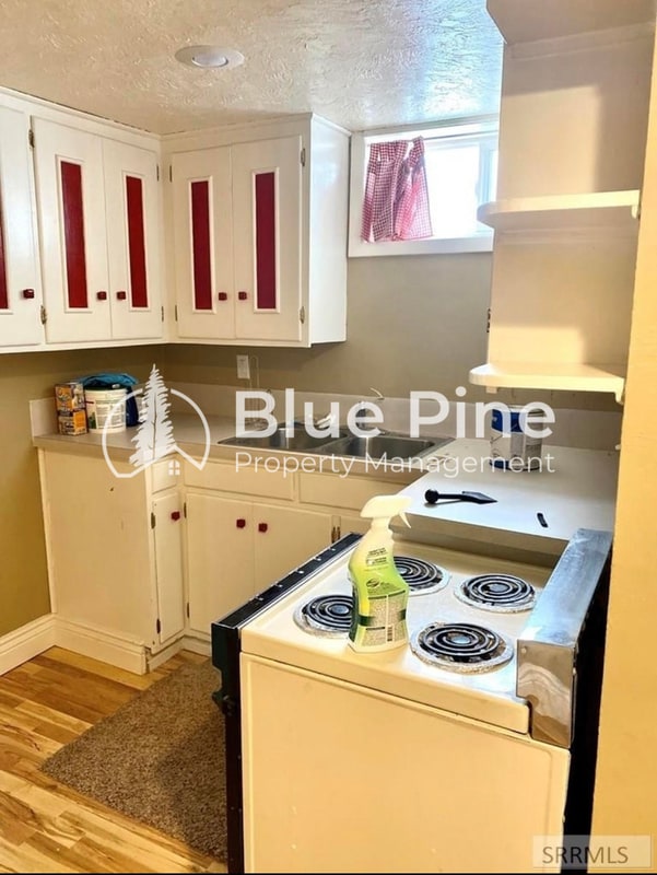 Photo - 309 1/2 South Milton Avenue