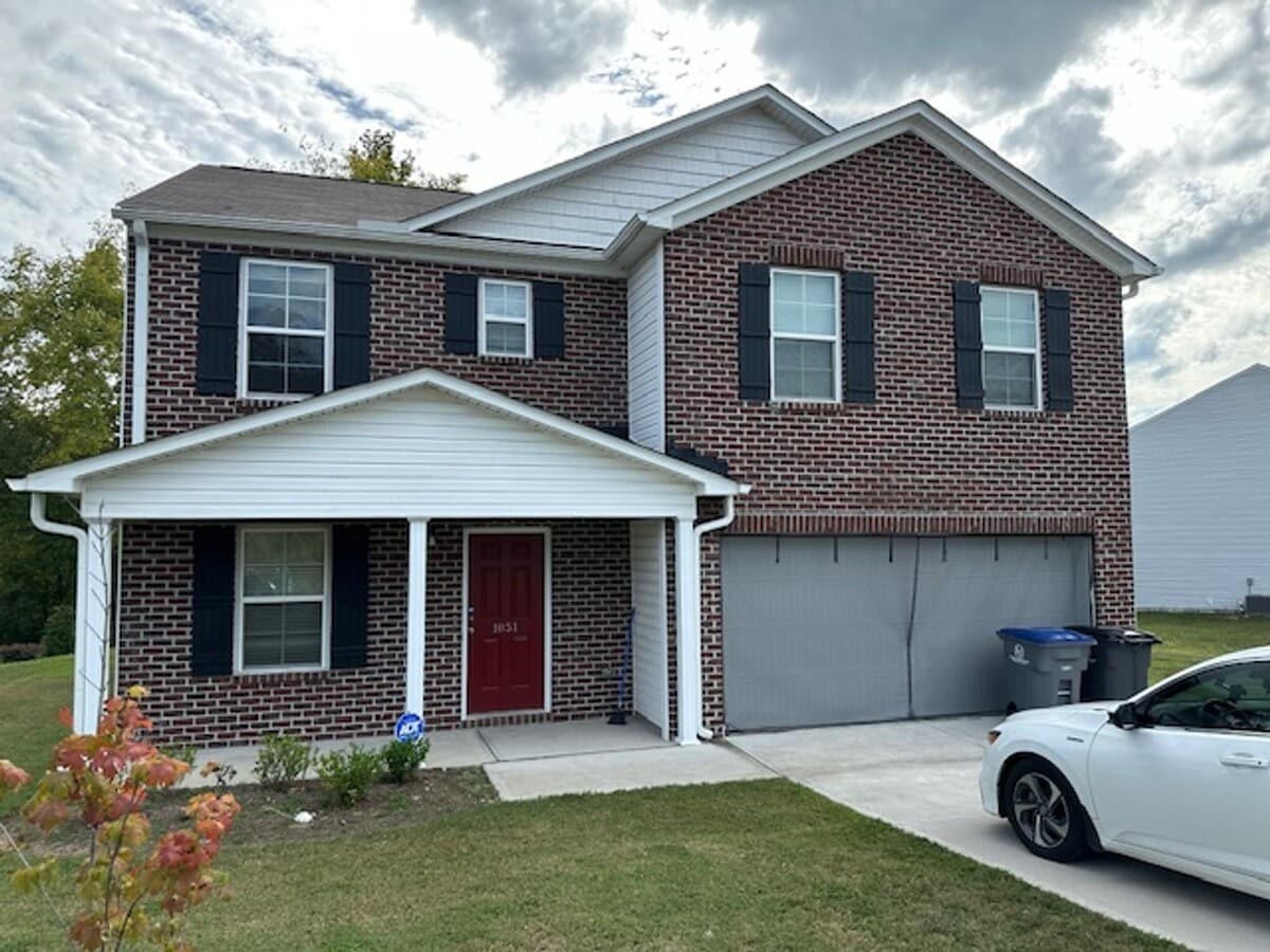 Photo - 1051 Manor Dr House