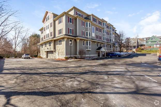 Building Photo - 391 Pleasant St Unit 307 Rental