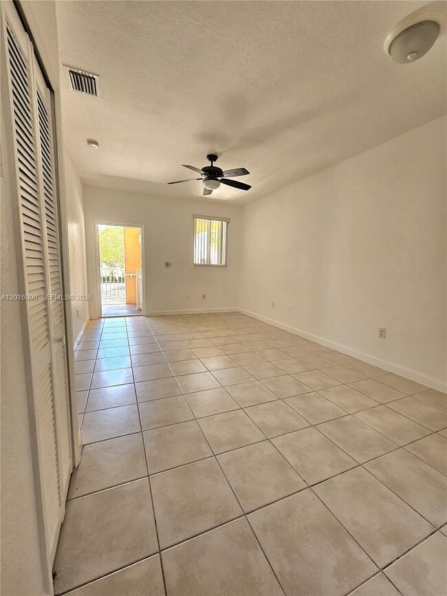 Building Photo - 17720 NW 73rd Ave Unit 203