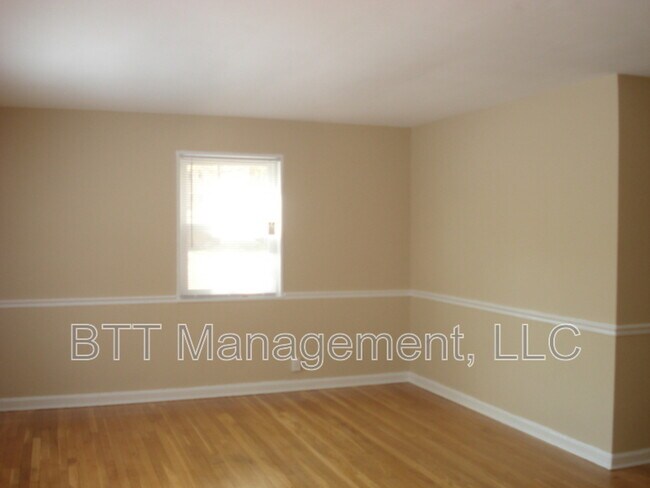 Brentwood Apartments