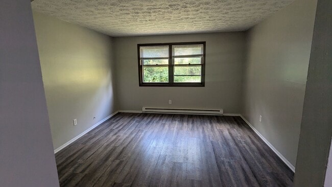 Photo - MN Cedar Village (809) Unidad Apt B