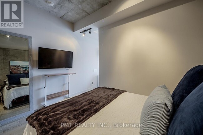 Photo - 39 Brant St Unité 804