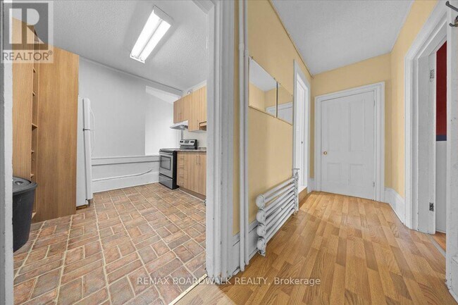 Photo - 155 Stewart St Unit 5