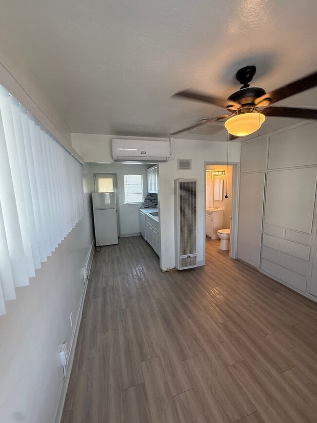 Photo - Studio Apartment in North Hanford