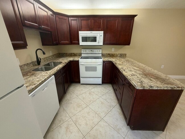Photo - 2407 24th Ln