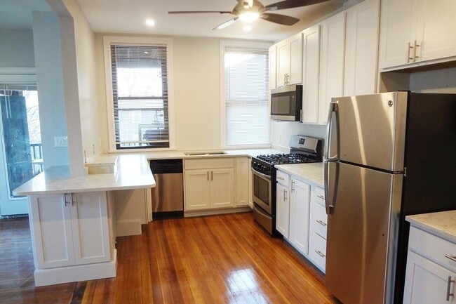 Building Photo - 19 Seaverns Ave