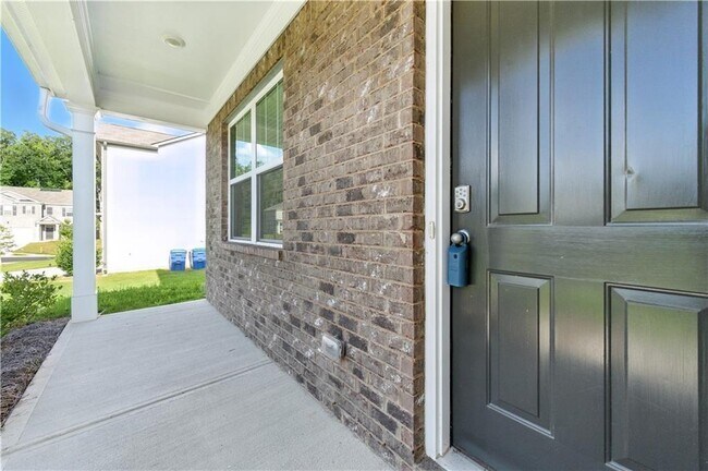 Photo - 6753 Chilkat Ct SW