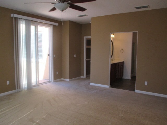 Photo - The Lakes!! 4BR 3B with loft. Granite Counters
