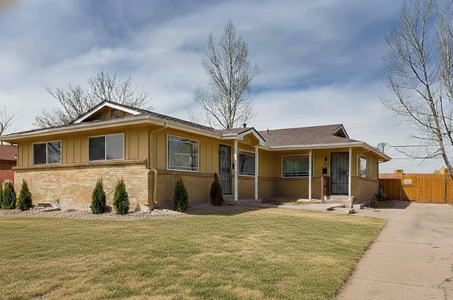 Building Photo - 3873-3883 West 89th Way Unit 3873