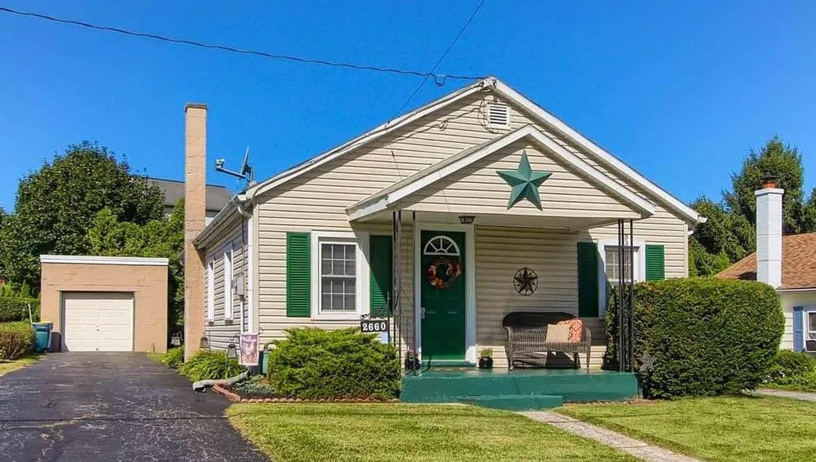 Coming Soon! Charming 2 Bedroom 1 Bath Hom... - Coming Soon! Charming 2 Bedroom 1 Bath Hom... House
