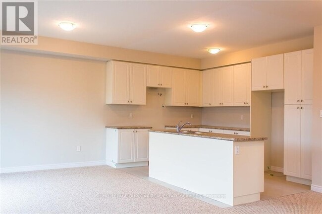 Photo - 25 Pinot Cres