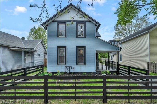 Photo - 1812 Brevier Ave