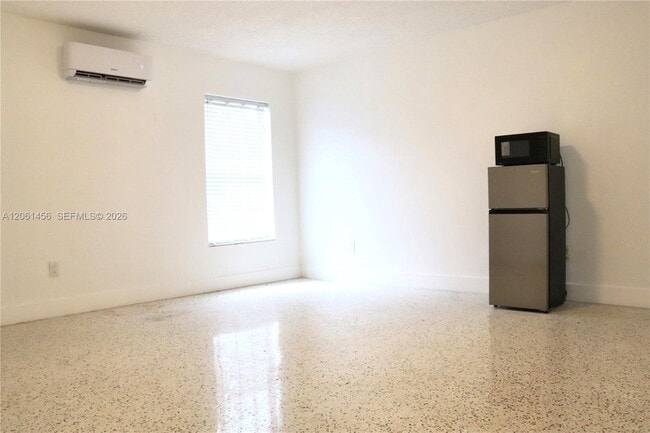 Photo - 3146 NW 29th St Unit 2