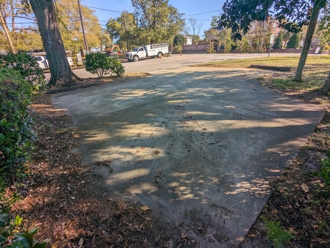 Photo - 101 S Pickens St