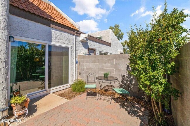 Building Photo - 6810 S Snyder Ln