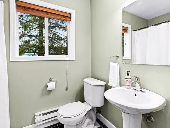Photo - 24 Dalles Ave