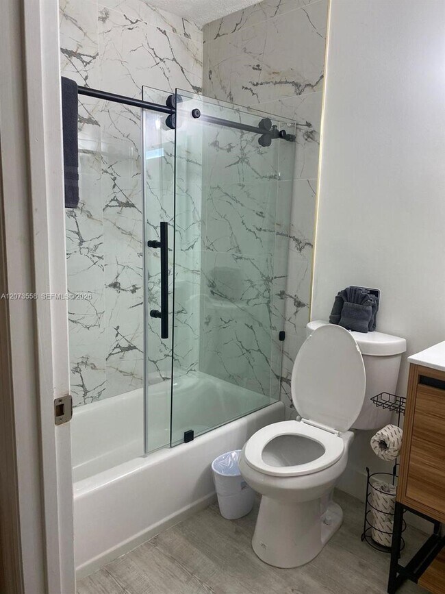 319 S Vestavia St Unit B