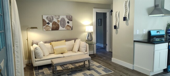 Photo - 143 Sharon Ln