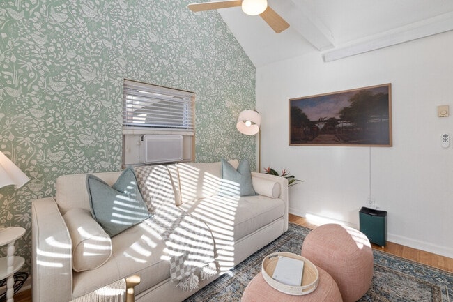 Photo - 602 St Cloud St Unit SI ID1515892P