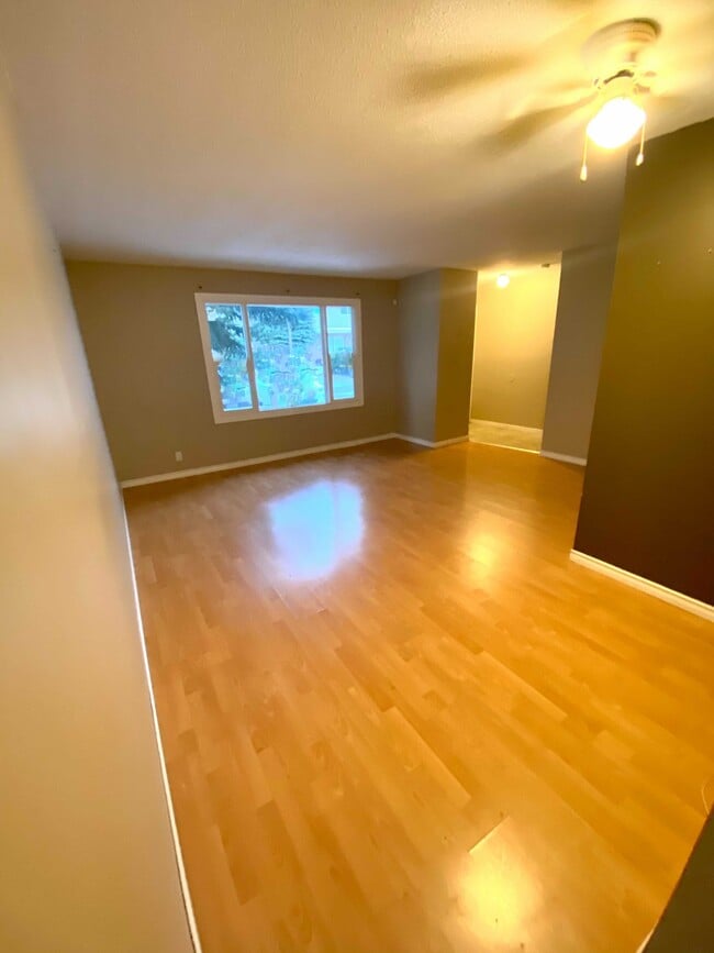 Building Photo - E18-1900 Strathcona Avenue, Prince George, BC, Canada Unit E18