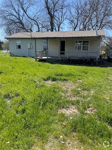 Building Photo - 2281 Carpenters Bluff Rd Rental