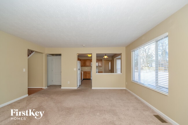 Photo - 17 Woodside Park Dr