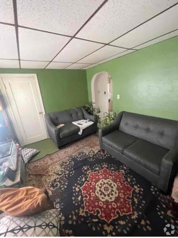 Building Photo - 399 Shrewsbury St Unit 2 Rental