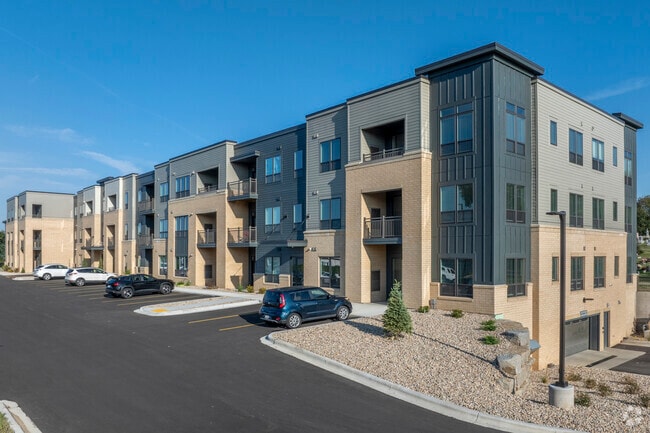 Photo - 880 N Main Apartments