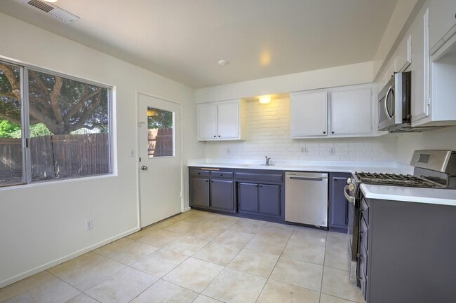 Photo - 7395 Freeman Pl Unit A