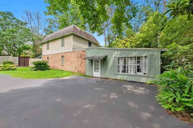 Photo - 3532 Spring Hill Ave