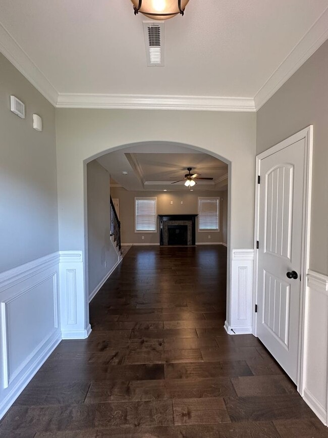 Photo - Beautiful 4 bedroom 2 1/2 Bath Home For Rent!