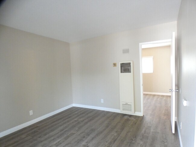 Photo - 9354 Greenwell St Unidad 1