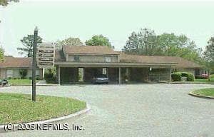 10123 Cross Green Way