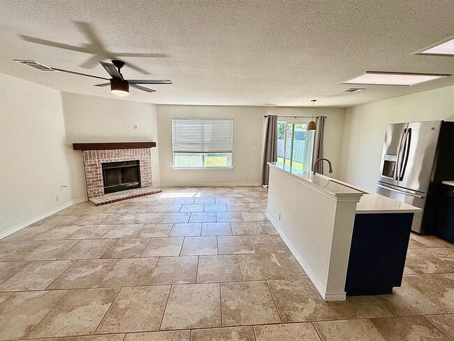 Photo - 133 Paige Bend